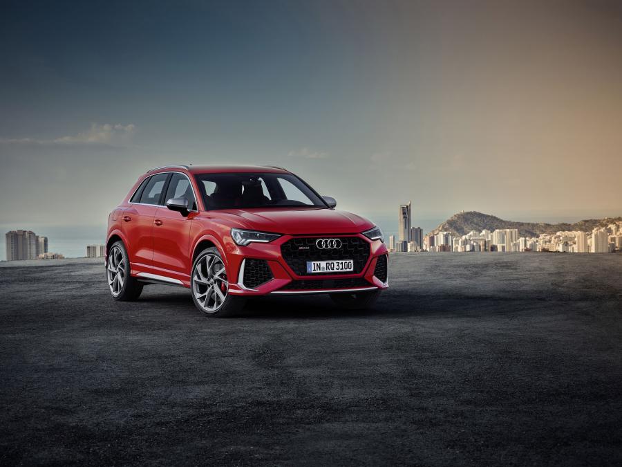  Audi RS Q3 2019 года  (WW) (фото 13 из 65)